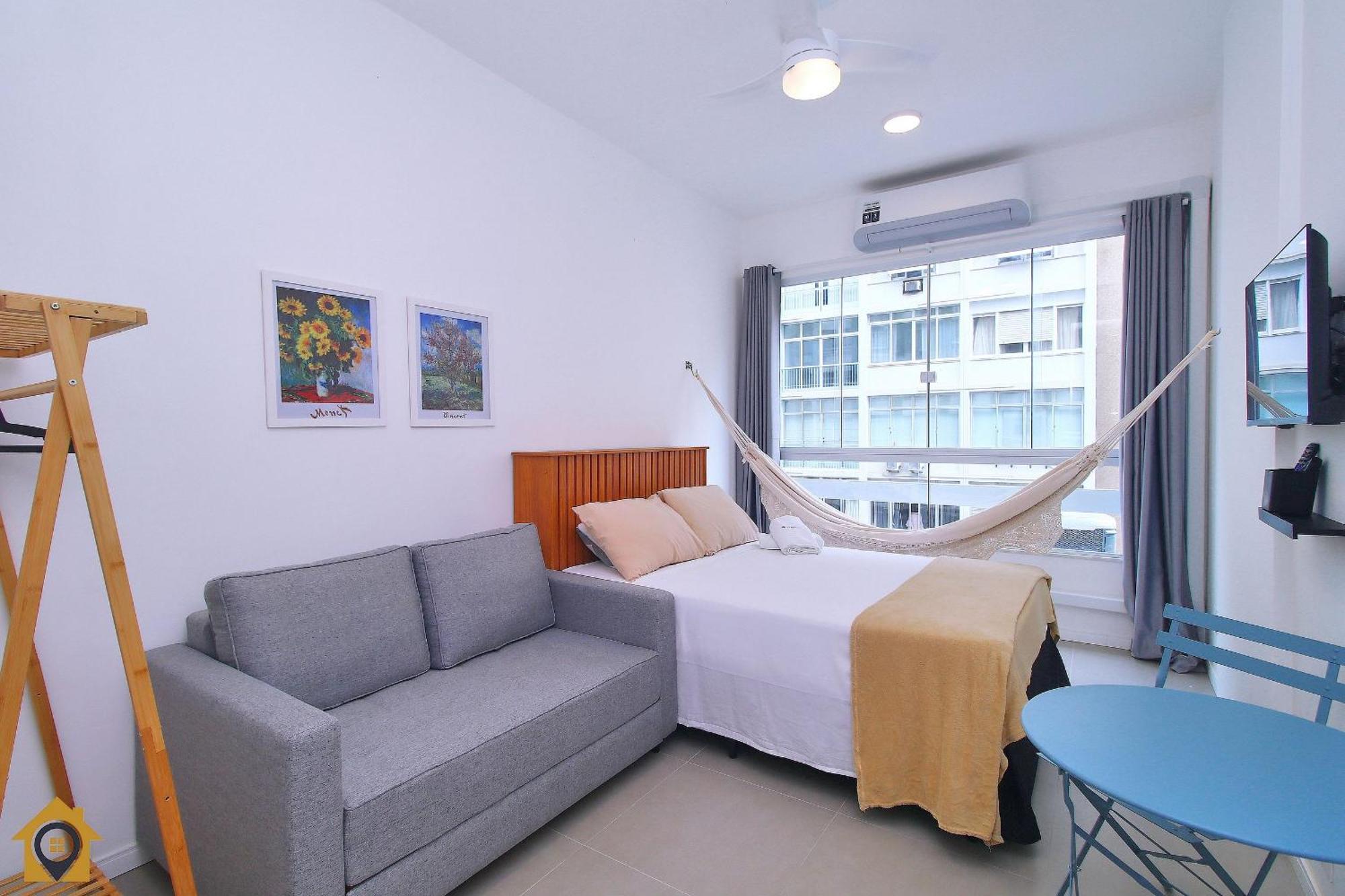 Apartamento Novo E Recem-reformado Com Vista O Mar